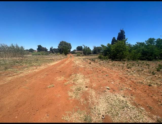 3,775M² VACANT LAND FOR SALE IN KOOKRUS